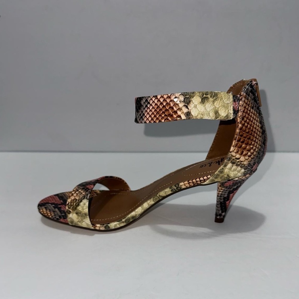Style & Co Paycee snake print Sandals rainbow multi, Size 8.5m - Picture 2 of 6